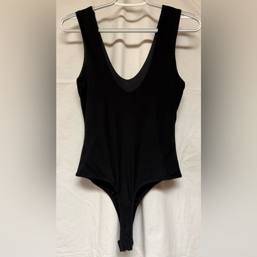 Source Unknown Black Scoop Neck Bodysuit